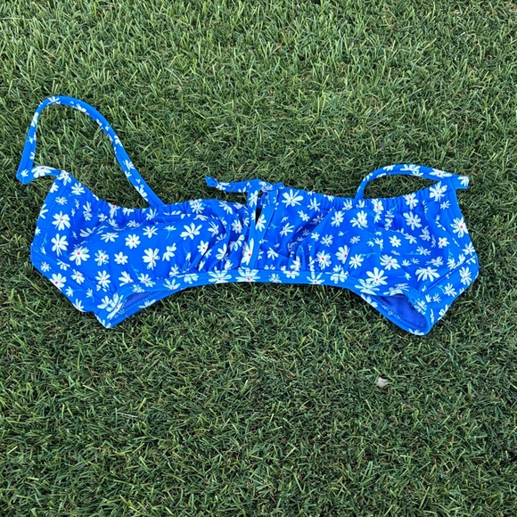Xhilaration Blue Floral Bikini Top - Picture 1 of 5